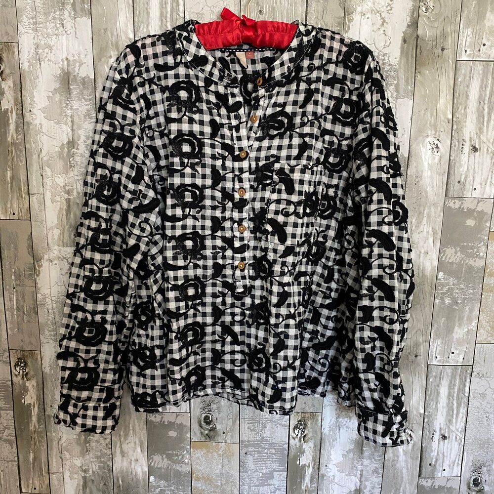 Anthropologie PILCRO The Whitney Trapeze Floral Embroidered Button Down S